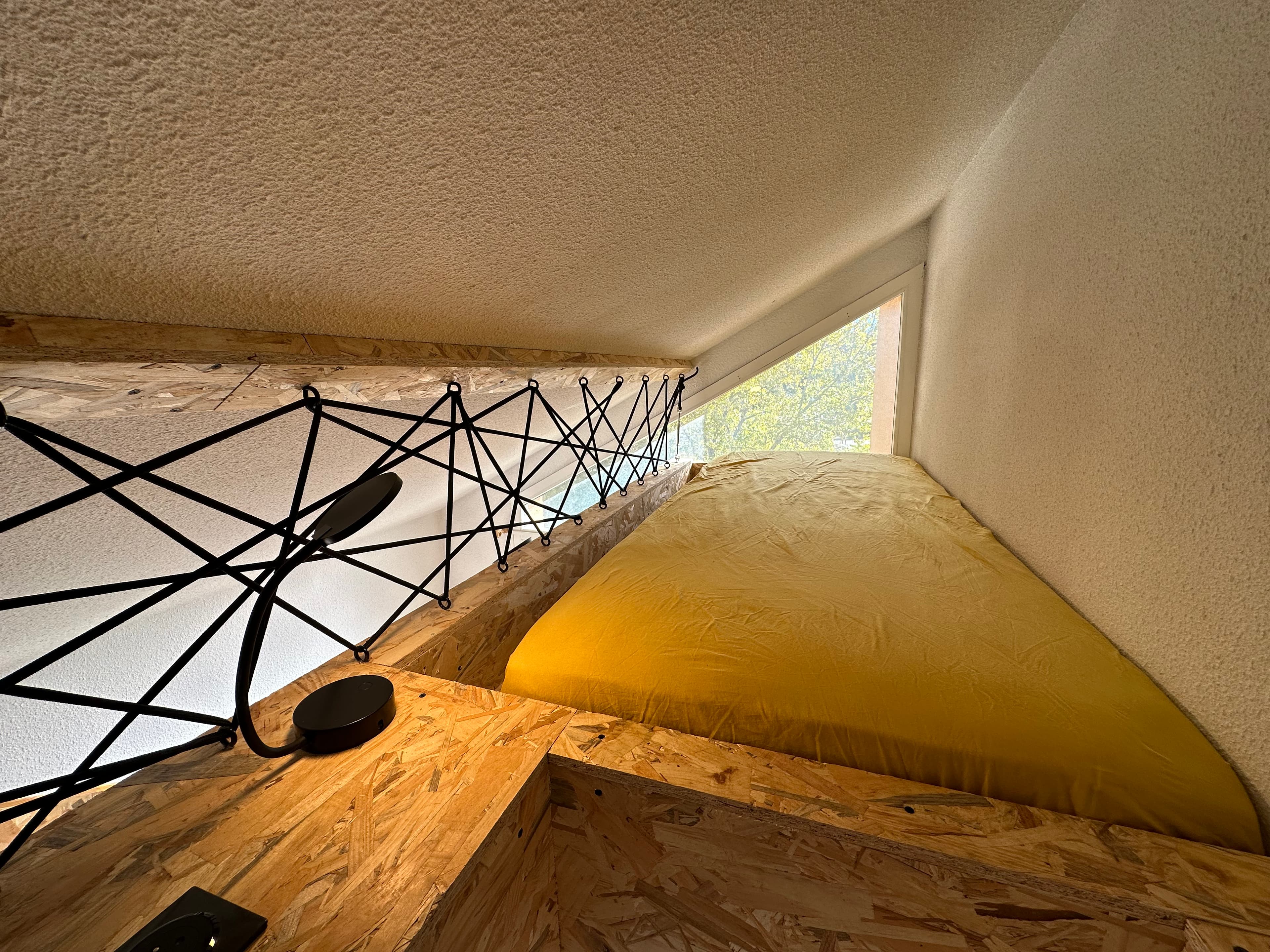 Mezzanine — vue de dessous